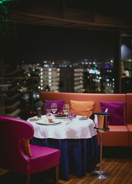 restaurant-table-views.jpg